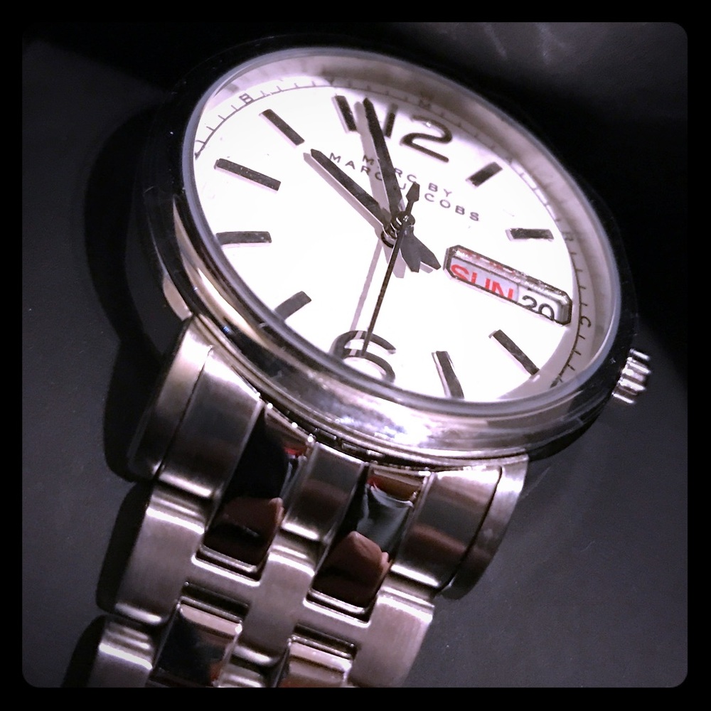 Marc Jacobs Round Bracelet Watch